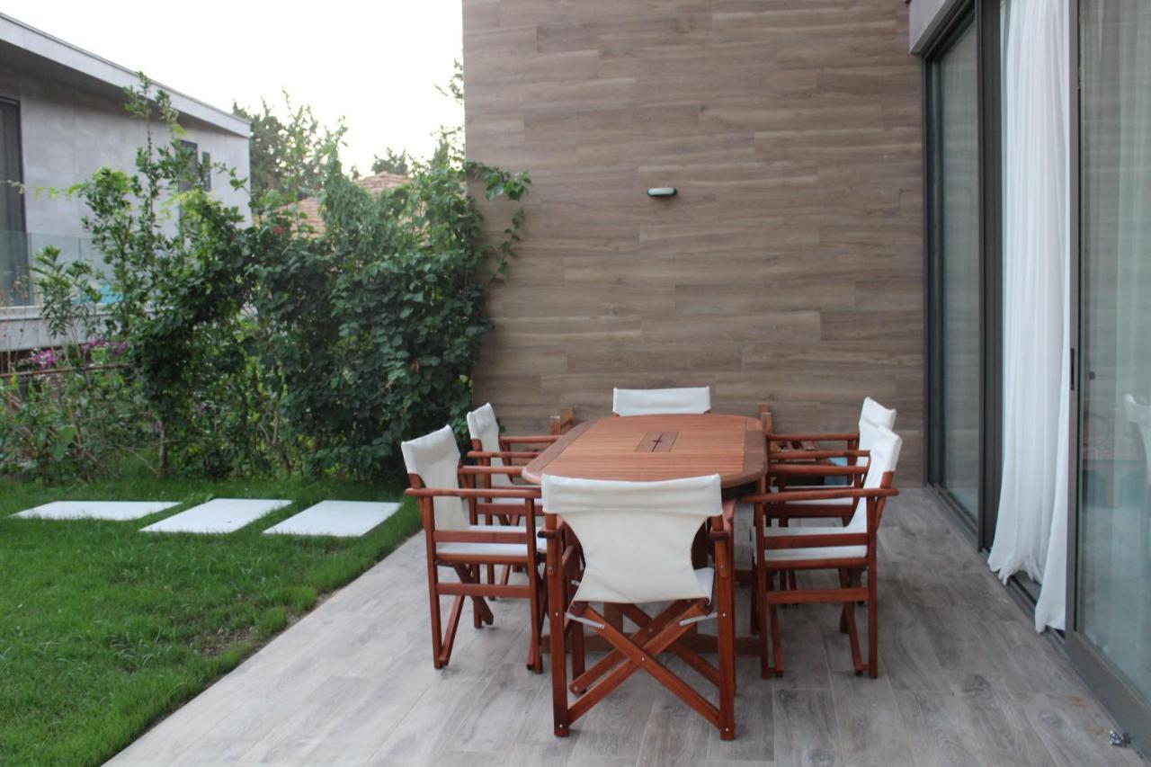 Cristal Villa *